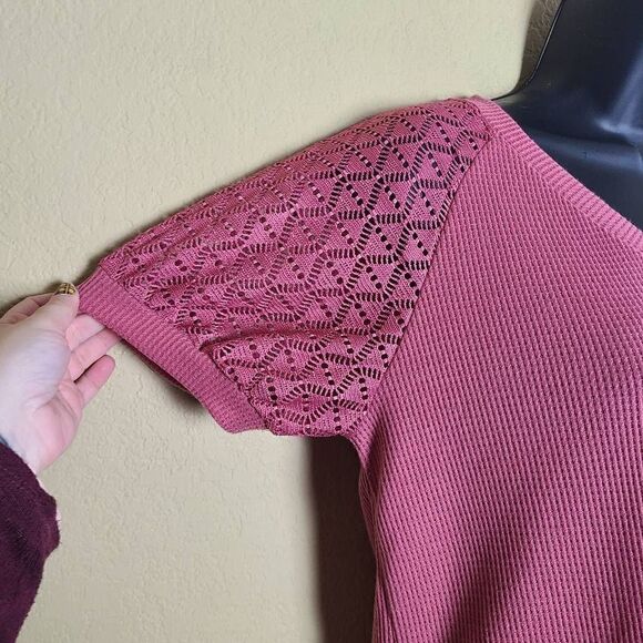 Miholl Lace Sleeve Blouse  - Picture 4 of 7